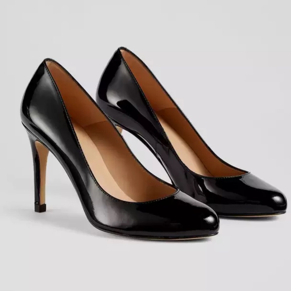 L.K. Bennett Stila Pump in Black Patent - size 38.5